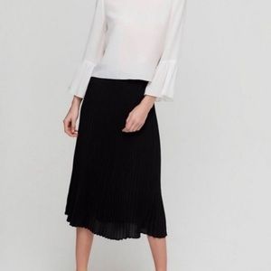 Aritzia Babaton Jude Skirt black pleated midi